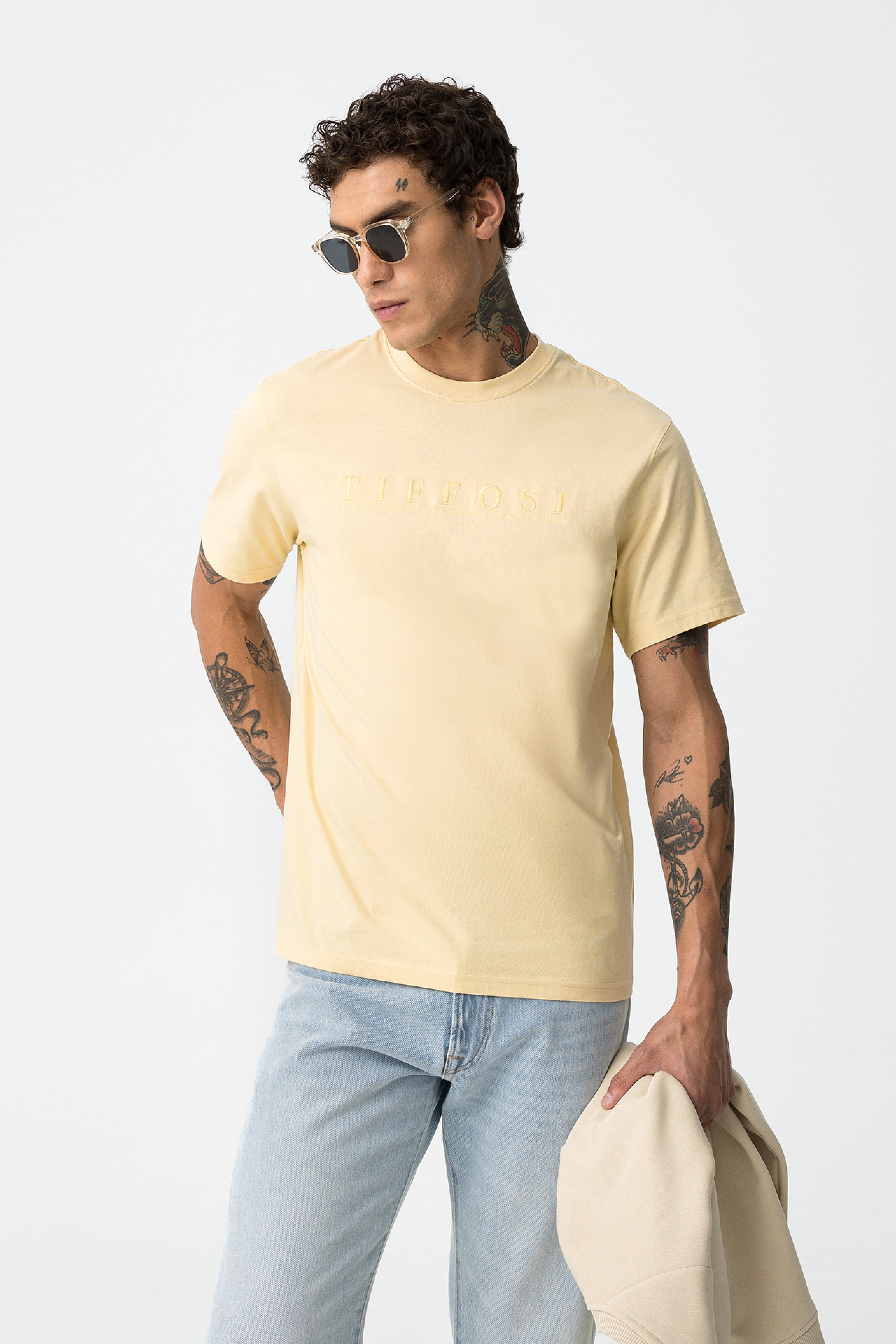 CAMISETA EMBROIDERY