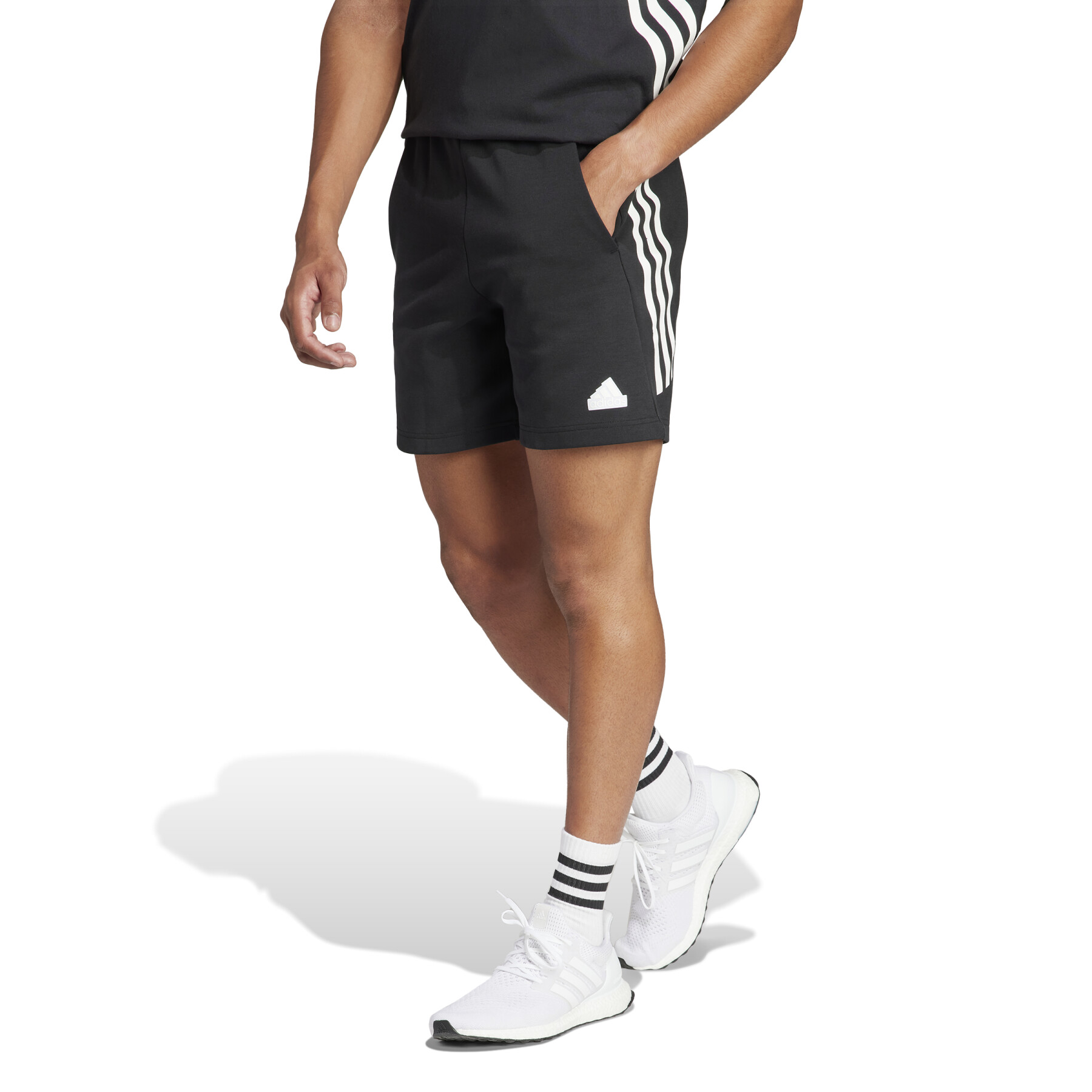 SHORT SPORTWEAR