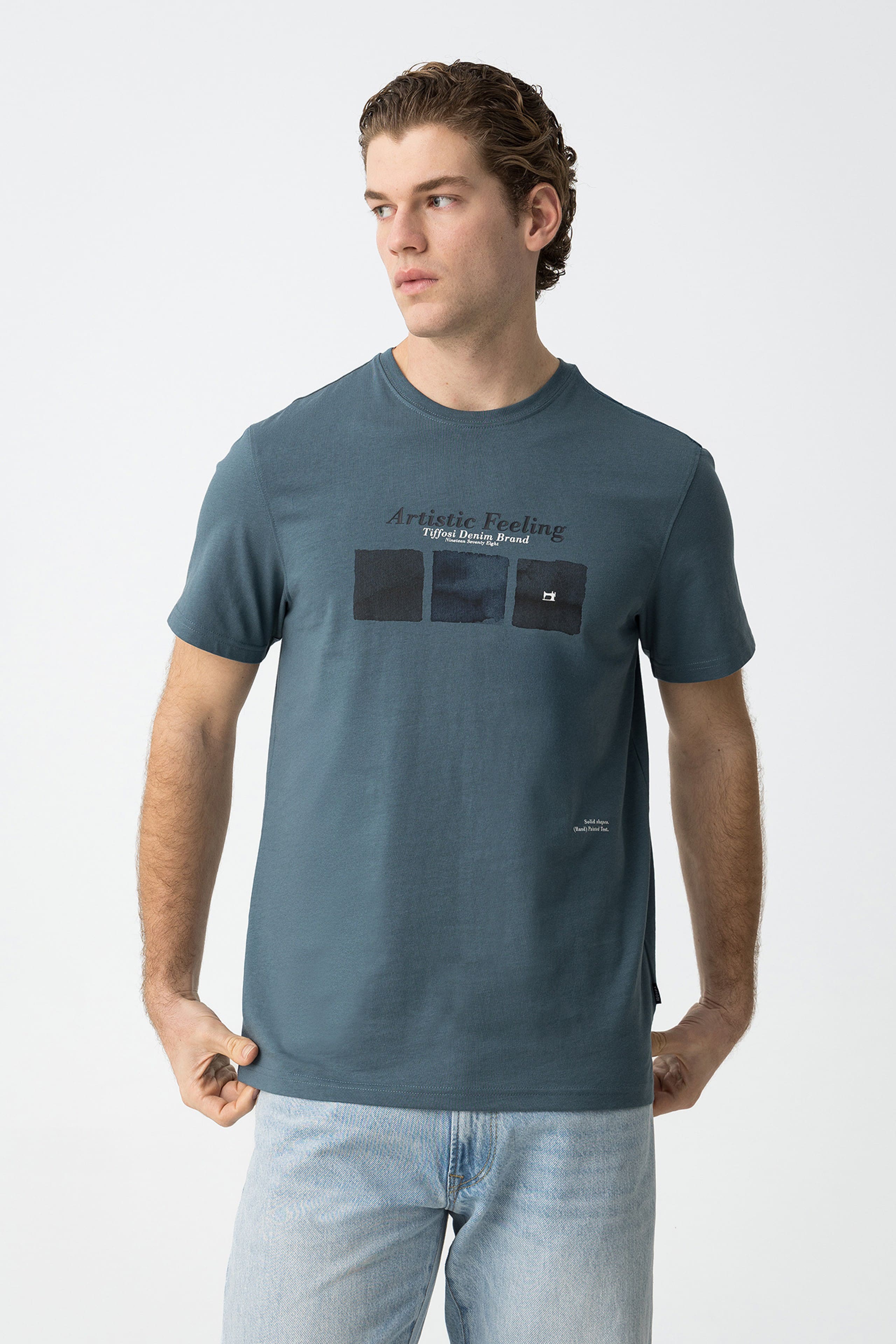 CAMISETA RHYS