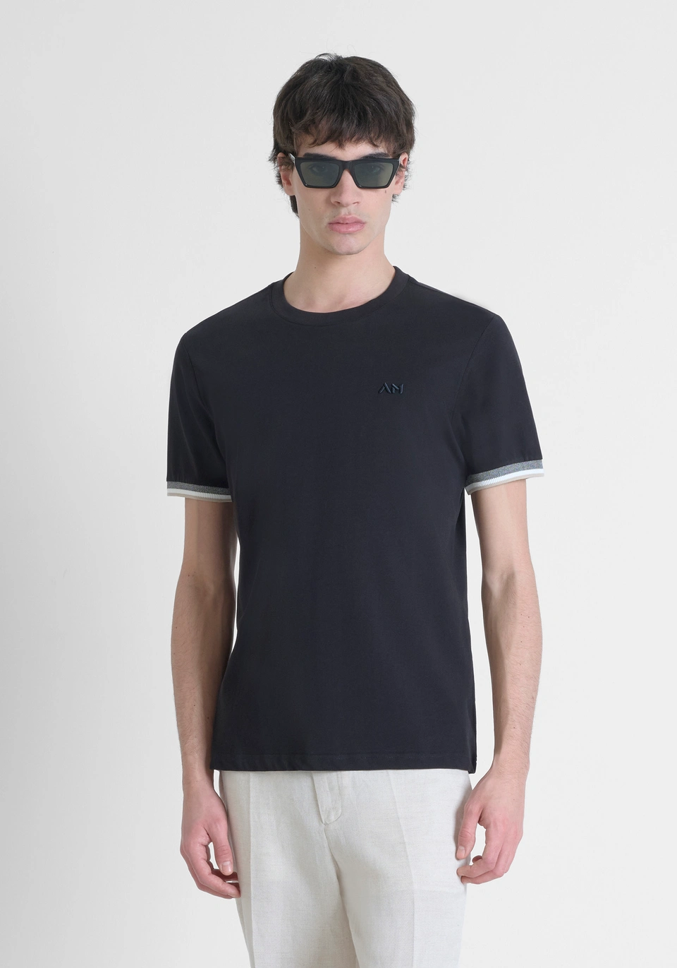 CAMISETA MONOGRAMA