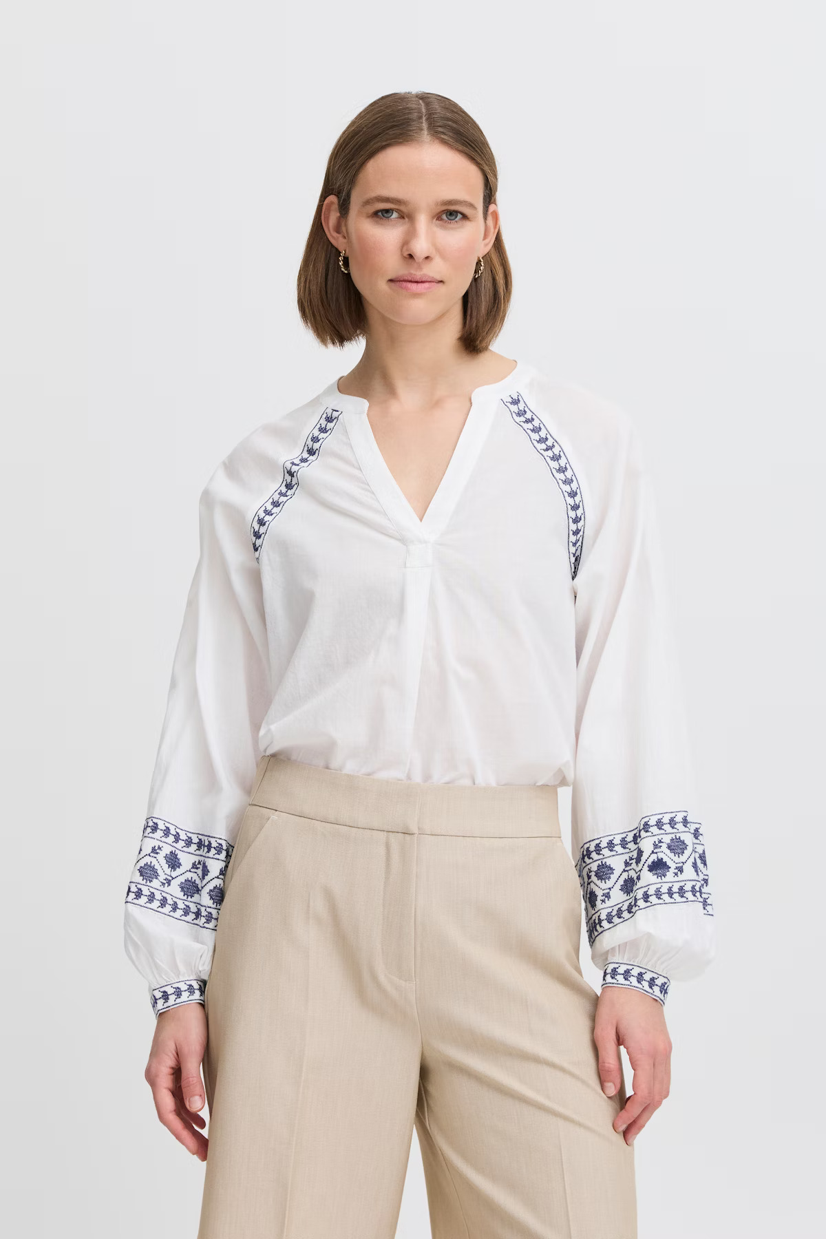 BLUSA BORDADA